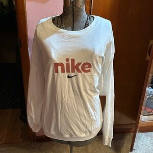 Plus size Nike Athletic sweatshirt.   New with tags.   Never worn.